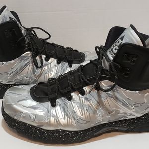 Nike ACG Siler Camo Boots